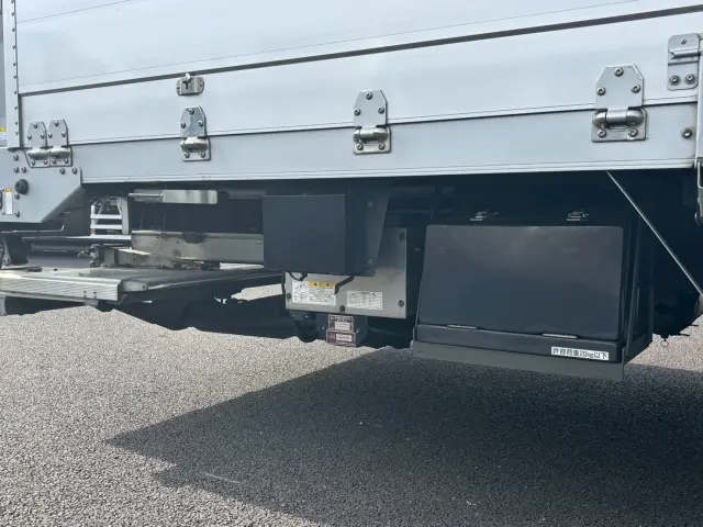 日野 プロフィア 2DG-FW1AHG(8x4)の写真28