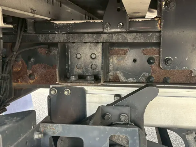 日野 プロフィア 2DG-FW1AHG(8x4)の写真35