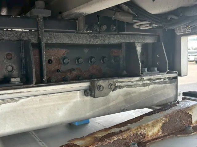 日野 プロフィア 2DG-FW1AHG(8x4)の写真36