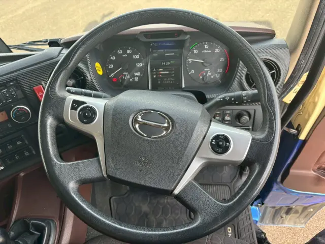 日野 プロフィア 2DG-FW1AHG(8x4)の写真43