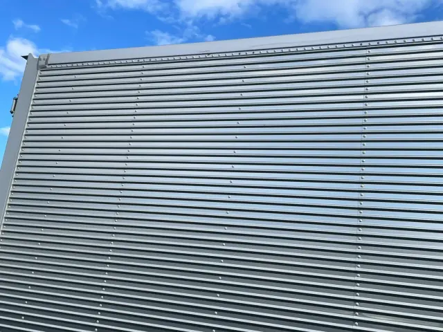 いすゞ エルフ 2RG-NPR88AN(2WD)の写真23