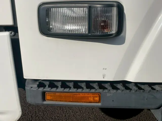 いすゞ エルフ 2RG-NPR88AN(2WD)の写真26