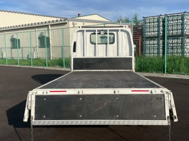 いすゞ エルフ 2RG-NMR88R(2WD)の写真15