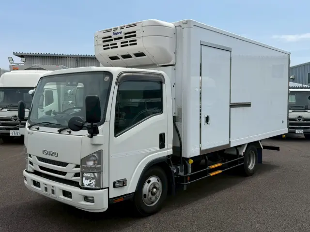 いすゞ エルフ 2RG-NPR88AN(2WD)の写真1