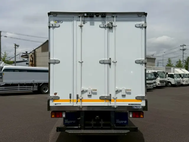 いすゞ エルフ 2RG-NPR88AN(2WD)の写真5