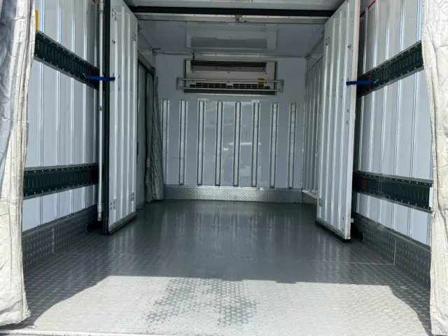 いすゞ エルフ 2RG-NPR88AN(2WD)の写真11