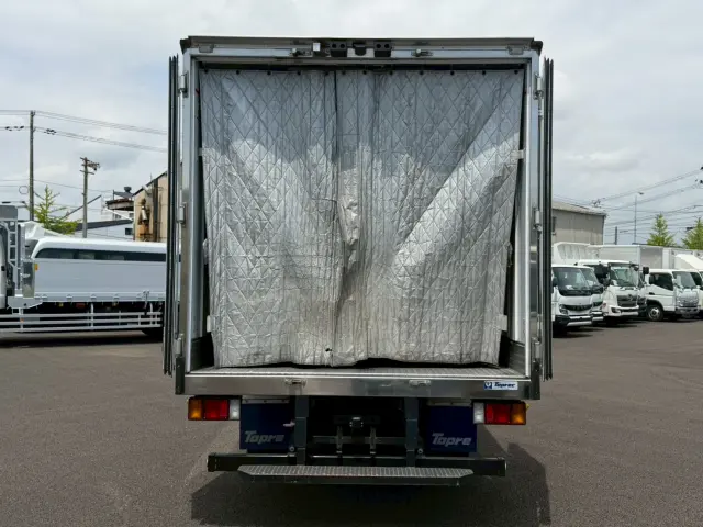 いすゞ エルフ 2RG-NPR88AN(2WD)の写真15