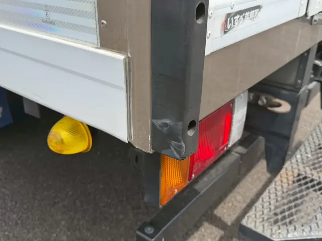 いすゞ エルフ 2RG-NPR88AN(2WD)の写真19