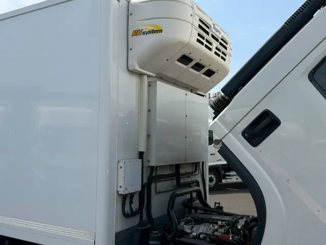 いすゞ エルフ 2RG-NPR88AN(2WD)の写真32