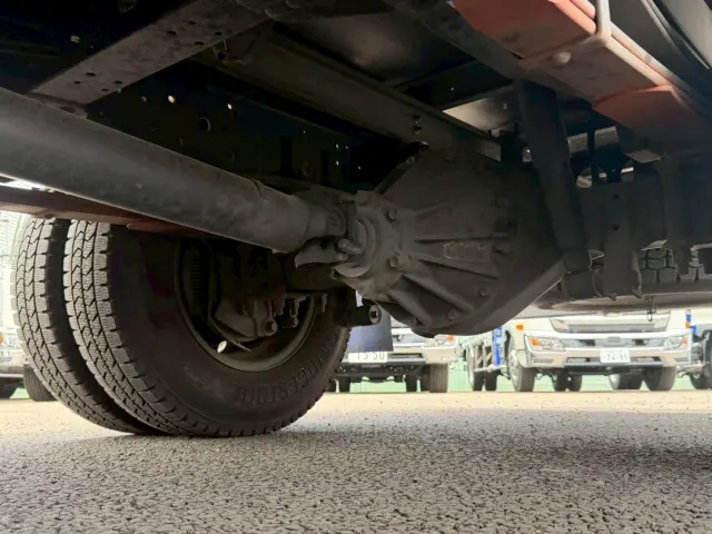 いすゞ エルフ 2RG-NPR88AN(2WD)の写真36