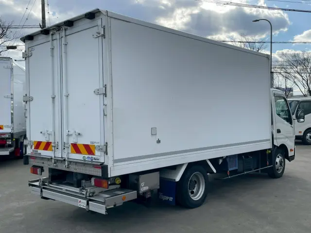 日野 デュトロ TPG-XZU712Mの写真4