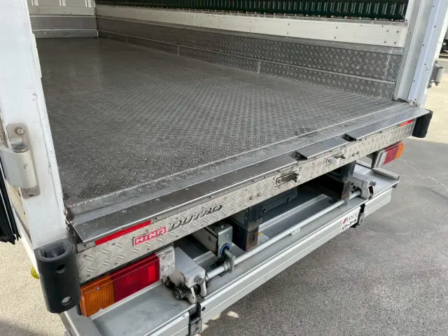 日野 デュトロ TPG-XZU712Mの写真12