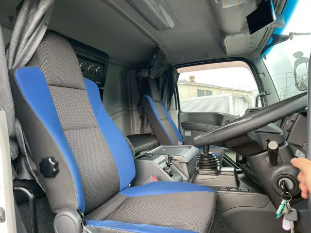 いすゞ ギガ 2PG-CYJ77C(8x4)の写真46