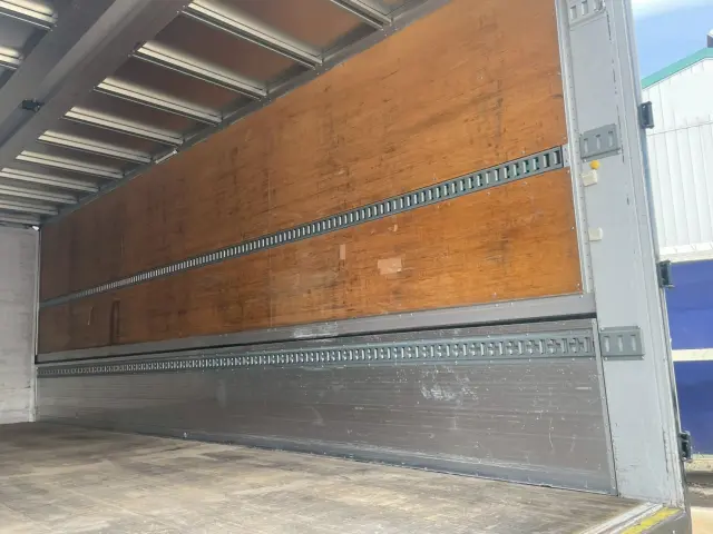 日野 レンジャー 2PG-FE2ABG(2WD)の写真15