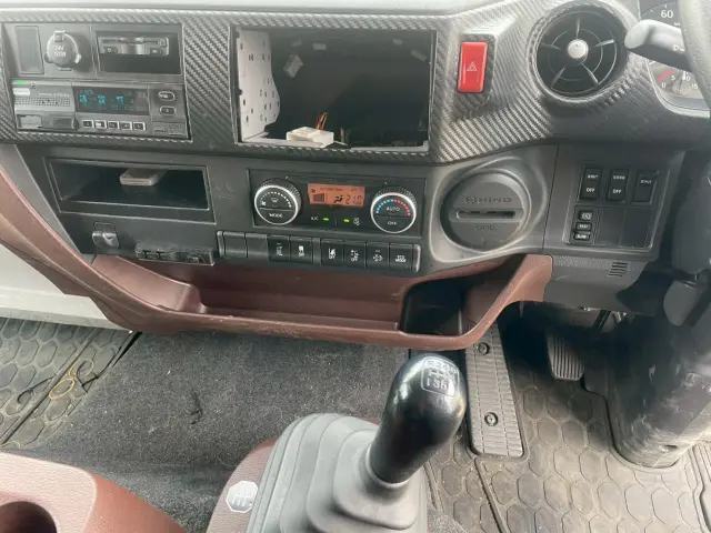 日野 レンジャー 2PG-FE2ABG(2WD)の写真48