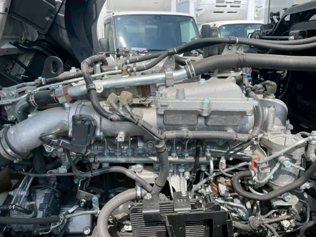 いすゞ ギガ 2PG-CYJ77D(8x4)の写真25