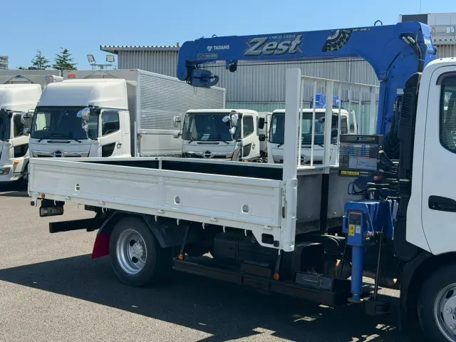 日野 デュトロ TPG-XZU712M(2WD)の写真9