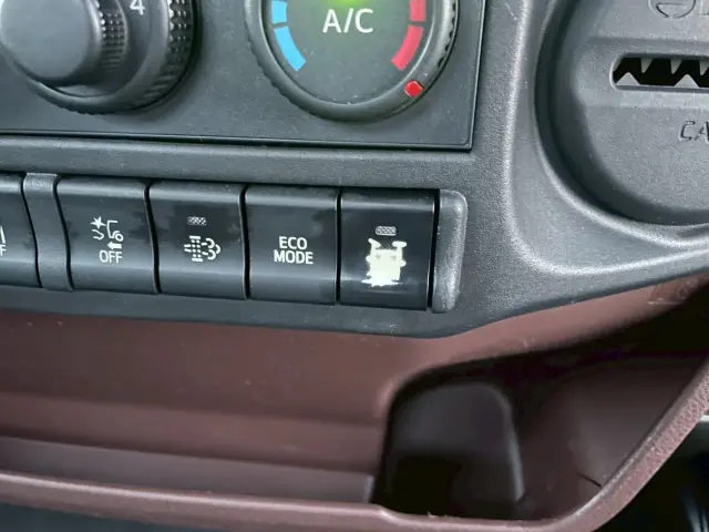 日野 レンジャー 2KG-FC2ABA(2WD)の写真37