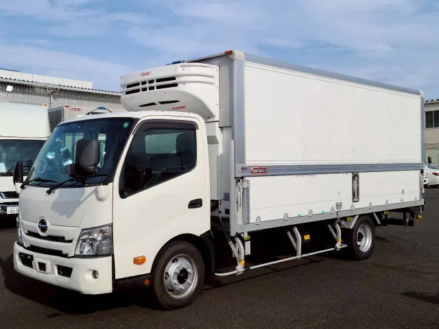 日野 デュトロ 2RG-XZU722M(2WD)の写真7