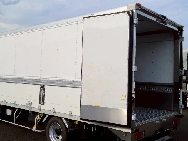 日野 デュトロ 2RG-XZU722M(2WD)の写真22