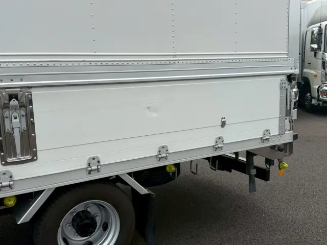 日野 デュトロ 2RG-XZU722M(2WD)の写真24