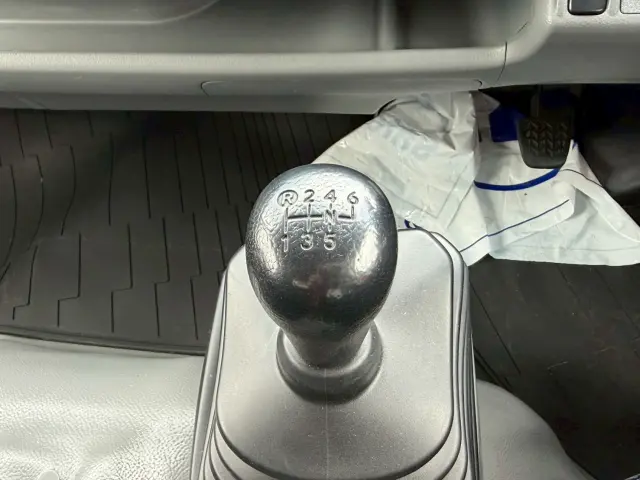 日野 デュトロ 2RG-XZU722M(2WD)の写真47
