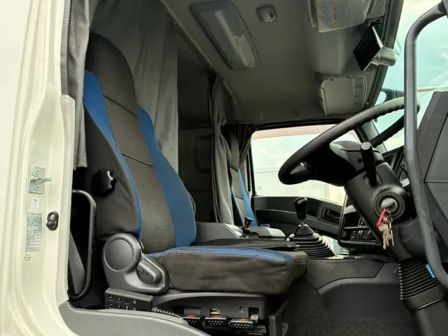 いすゞ ギガ 2PG-CYJ77C(8x4)の写真38