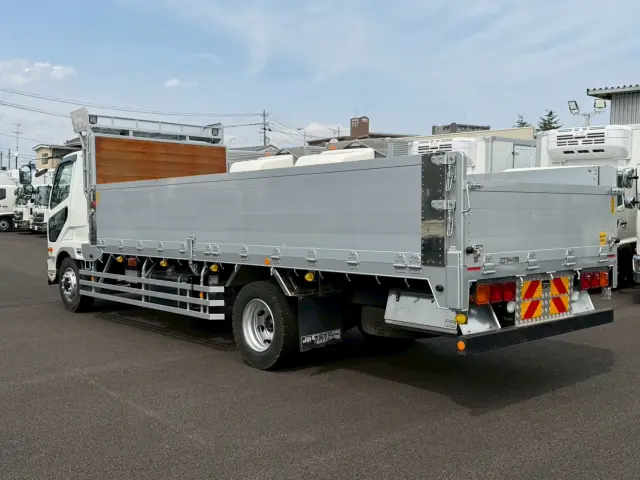三菱 ファイター 2KG-FK62FZ(2WD)の写真6