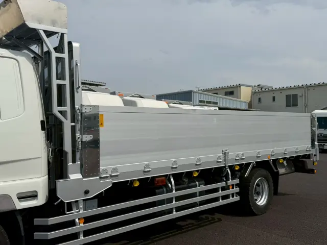 三菱 ファイター 2KG-FK62FZ(2WD)の写真7