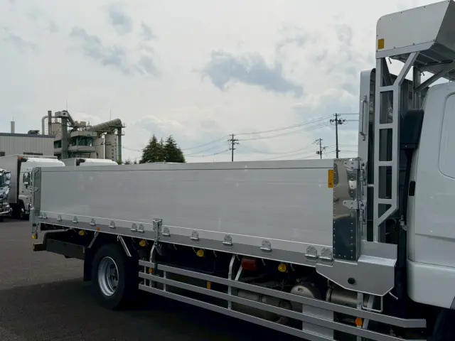 三菱 ファイター 2KG-FK62FZ(2WD)の写真8