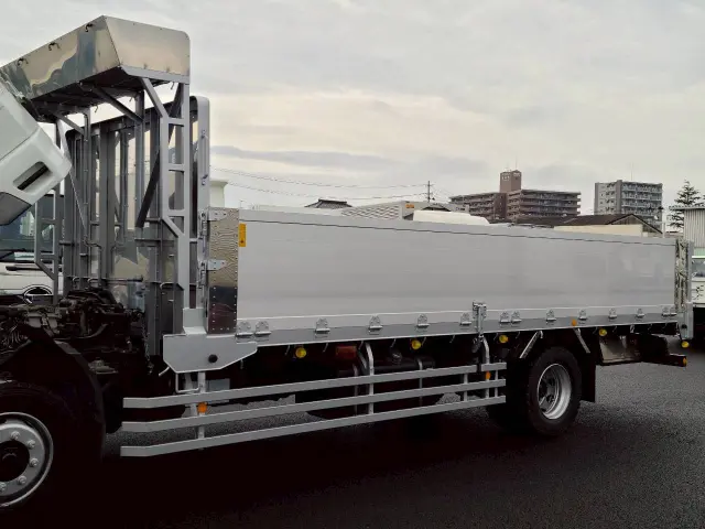 三菱 ファイター 2KG-FK62FZ(2WD)の写真9