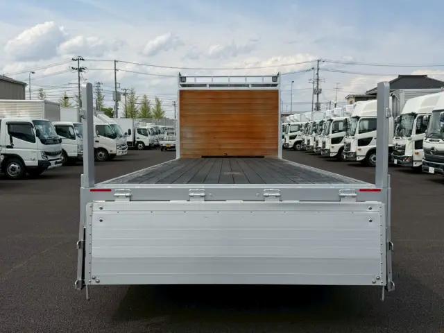 三菱 ファイター 2KG-FK62FZ(2WD)の写真15