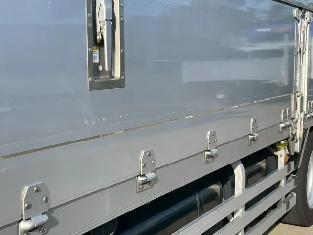 日野 プロフィア 2DG-FW1AHG(8x4)の写真21