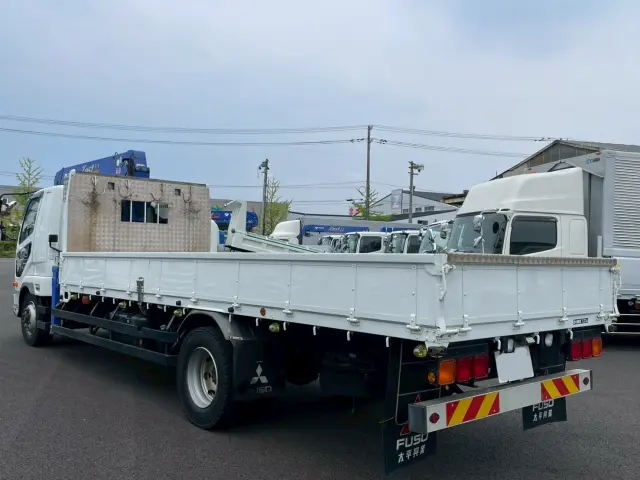 三菱 ファイター 2KG-FK62FZ(2WD)の写真6
