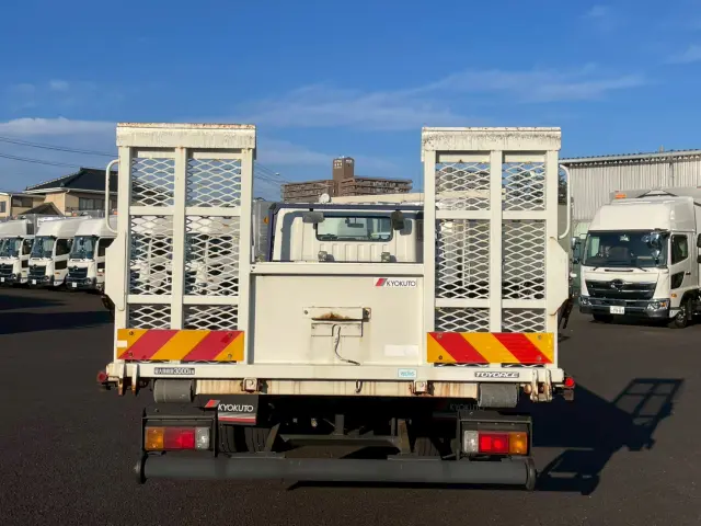 トヨタ トヨエース TKG-XZU720(2WD)の写真5