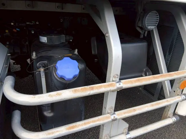 いすゞ ギガ QKG-CYJ77A(8x4)の写真22