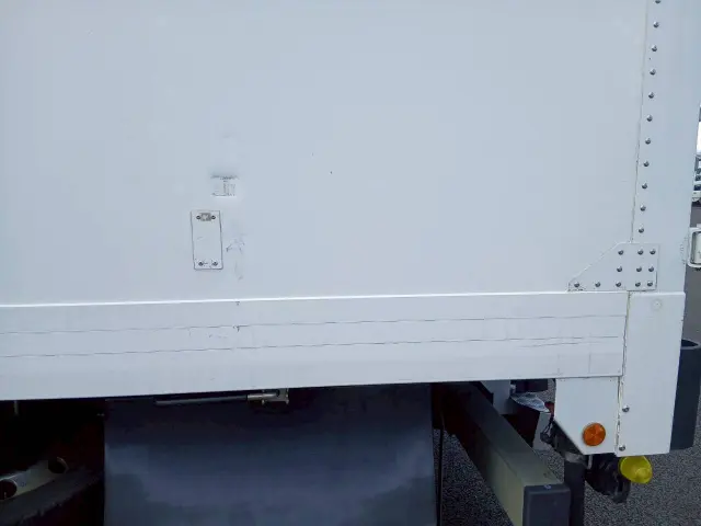 いすゞ ギガ QKG-CYJ77A(8x4)の写真26