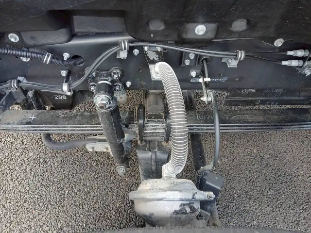 いすゞ ギガ QKG-CYJ77A(8x4)の写真31