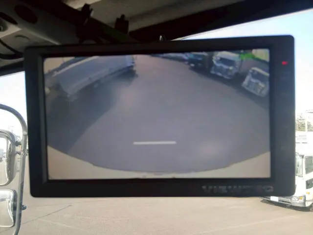 いすゞ ギガ QKG-CYJ77A(8x4)の写真43