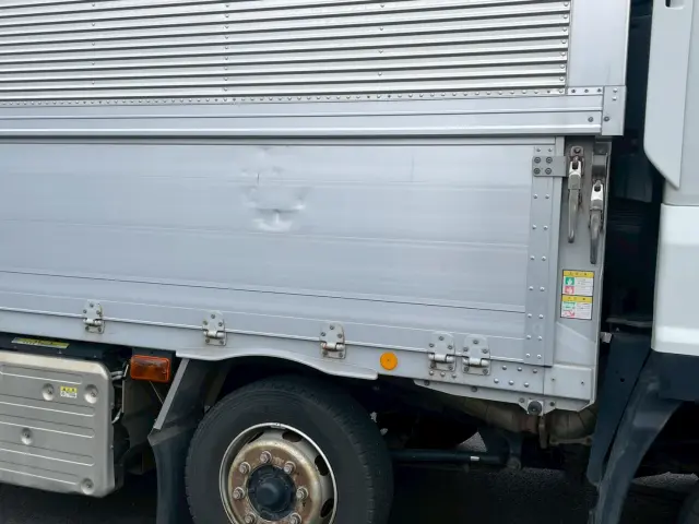 いすゞ ギガ 2PG-CYJ77C(8x4)の写真26