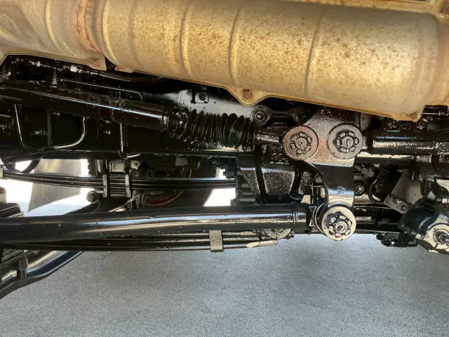 いすゞ ギガ 2PG-CYJ77C(8x4)の写真27