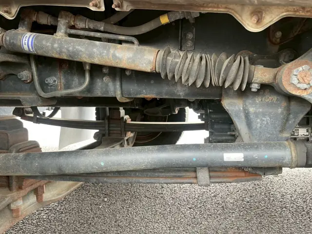 いすゞ ギガ 2PG-CYJ77C(8x4)の写真36