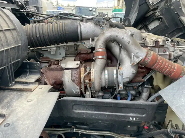 いすゞ ギガ 2PG-CYJ77C(8x4)の写真39