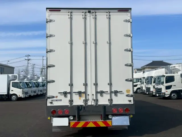 日野 プロフィア 2DG-FW1AHG(2WD)の写真5