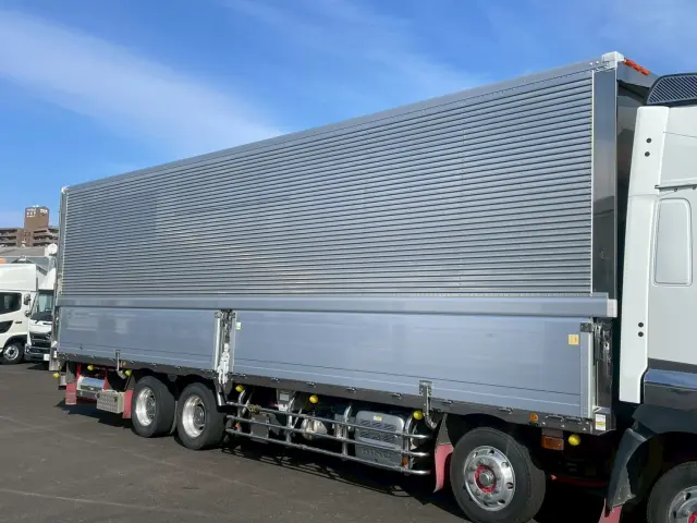 日野 プロフィア 2DG-FW1AHG(2WD)の写真9