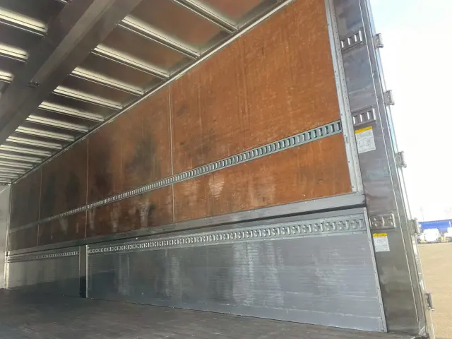 日野 プロフィア 2DG-FW1AHG(2WD)の写真13