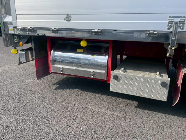 日野 プロフィア 2DG-FW1AHG(2WD)の写真24