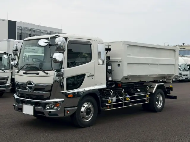 日野 レンジャー 2KG-FE2ACA(2WD)の写真7