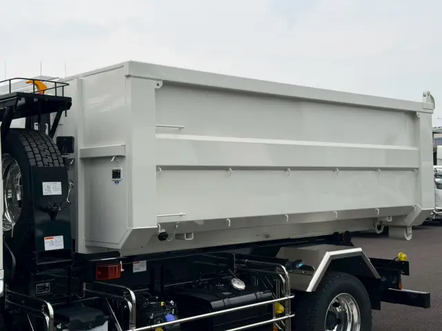 日野 レンジャー 2KG-FE2ACA(2WD)の写真10