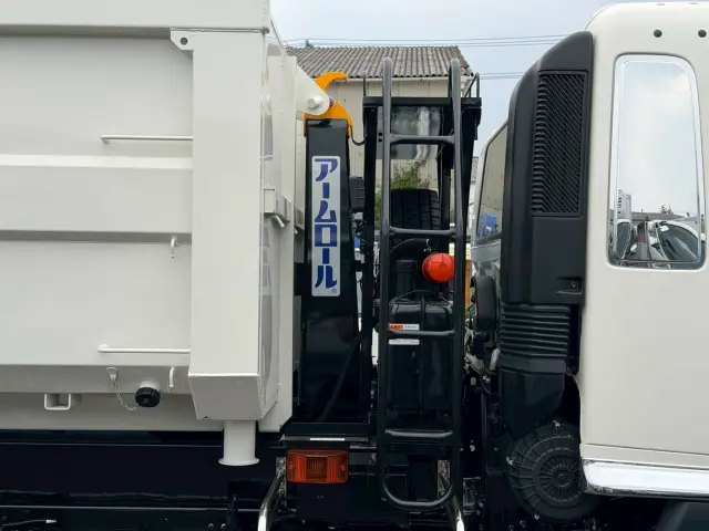 日野 レンジャー 2KG-FE2ACA(2WD)の写真12